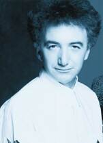 John Deacon, Bajo.
